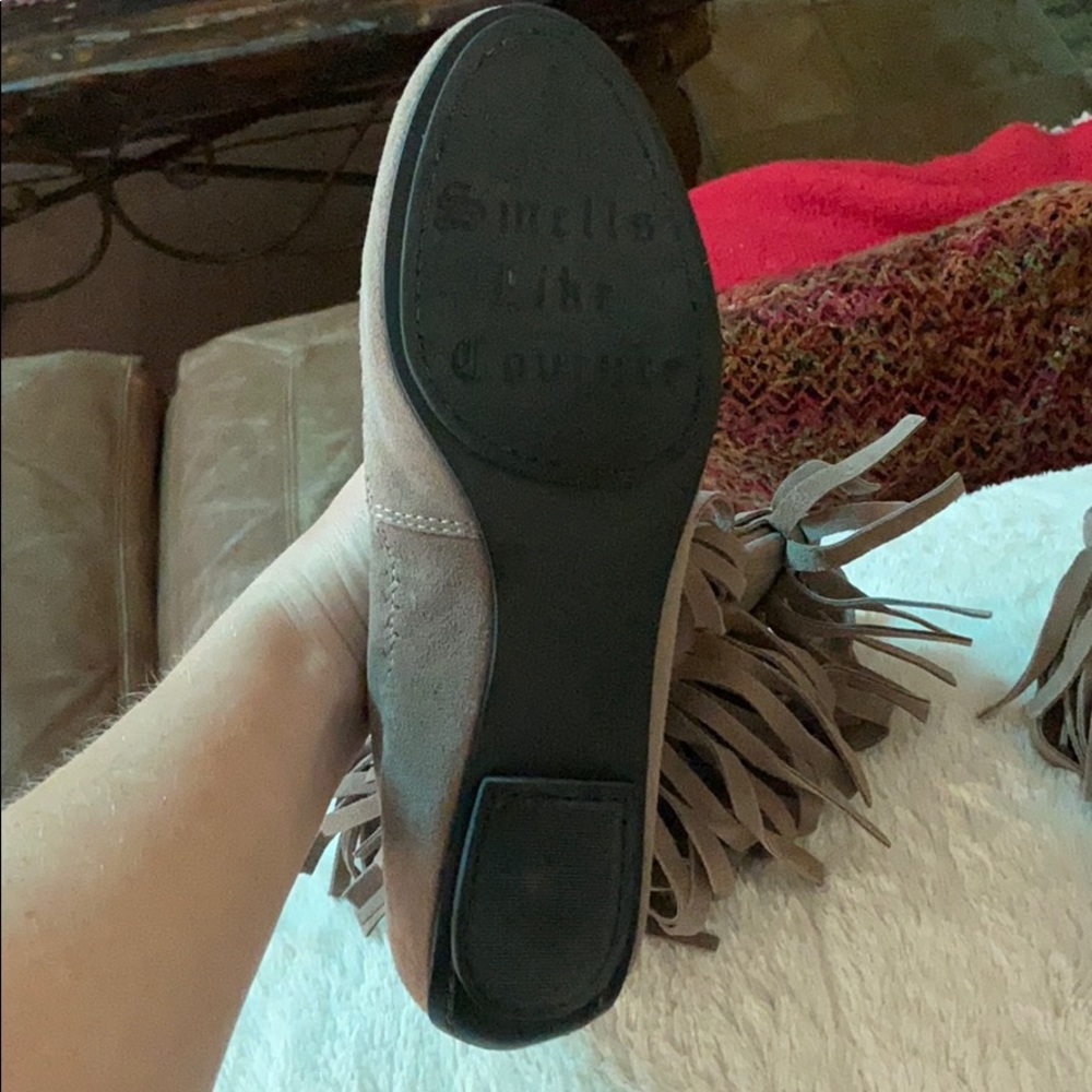 Juicy Couture Tara Fringe Moccasin Boot - Picture 5 of 8